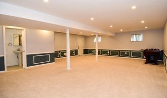 9309 REEF Ct, Alexandria, VA 22309