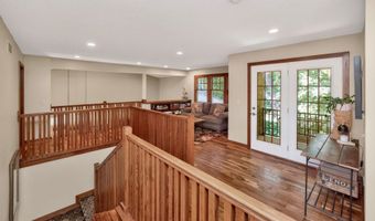 33943 Mill Creek Dr, Adel, IA 50003