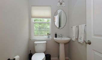 23 Riverview Ct 23, Brookfield, CT 06804