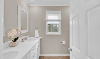 41 A Mount St, Bay Head, NJ 08742