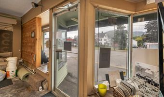 106 Main St, Colebrook, NH 03576