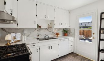 108 Cypress St D, Alameda, CA 94501