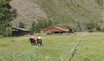 40 Fox Hollow Gulch Rd, Bellevue, ID 83313