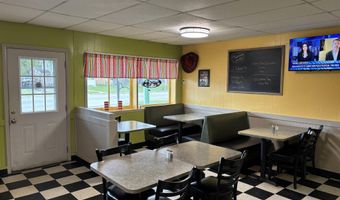 921 E Beecher St, Adrian, MI 49221