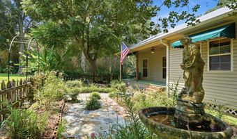 86 Hidden Hills Lake Rd, Arnaudville, LA 70512