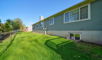 2463 Orient Dr, Adrian, MI 49221
