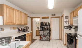 5221 Village Run Ave 1503, Des Moines, IA 50317