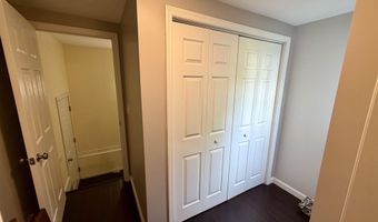 32 Albe Dr, Bennington, VT 05201
