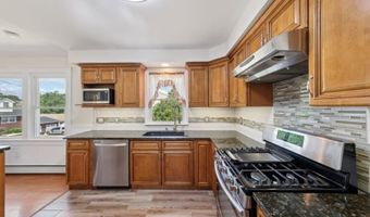 3 Ford St, South River, NJ 08882