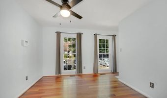 5940 BERKSHIRE Ct, Alexandria, VA 22303