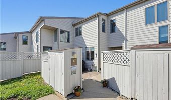 77 Windward Ln, Bristol, RI 02809