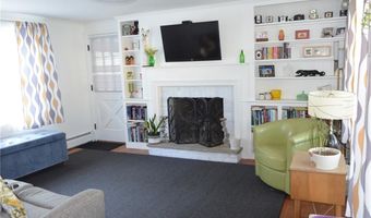 4 Norton Dr, Cumberland, RI 02864