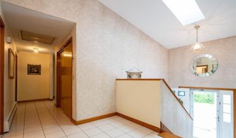 85 Indian Trl, Glocester, RI 02814
