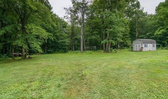 27 South St, Blandford, MA 01008