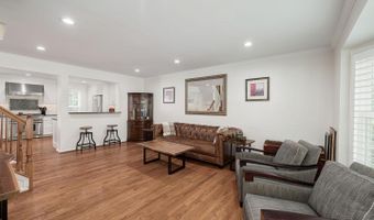 5209 DUNSTABLE Ln, Alexandria, VA 22315