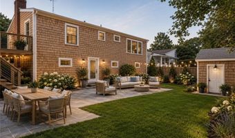 10 Kerins Ter, Newport, RI 02840