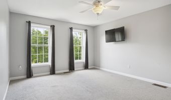 11 Stonington Dr, Belmont, NH 03220
