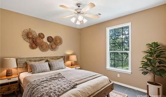 12000 Grassbur Rd, Bryan, TX 77808