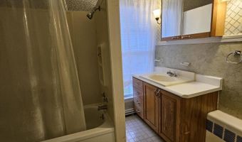 103 4th St, Bangor, ME 04401