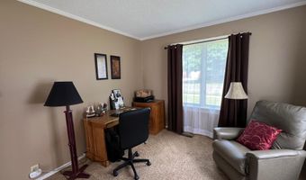 831 N River Ave, Alma, MI 48801
