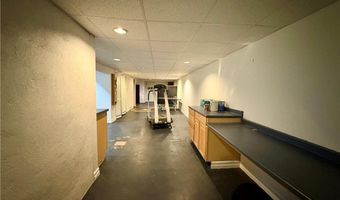 1852 Chew St, Allentown, PA 18104