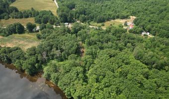 1776 Riverside Dr, Auburn, ME 04210