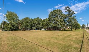 702 Presley St S, Atmore, AL 36502