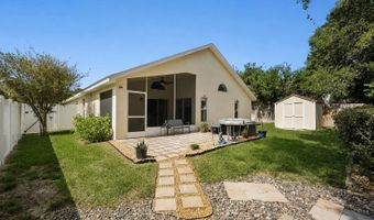 1047 ROYAL OAKS Dr, Apopka, FL 32703