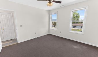 102 DELAWARE Ave, Delmar, DE 19940