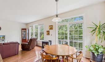 108 BUNTING Ct, Lake Frederick, VA 22630