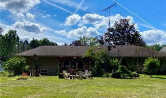 135 Ridgeland Dr, Amherst, OH 44001