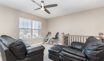 253 Masters Dr, Addison, IL 60101