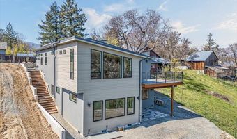852 Oak St, Ashland, OR 97520