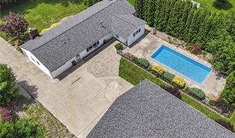 301 Crosse Rd, Amherst, OH 44001