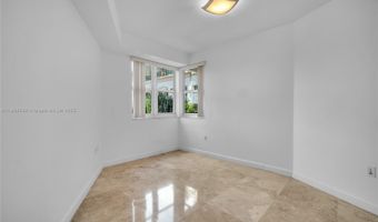 19900 E Country Club Dr 308, Aventura, FL 33180