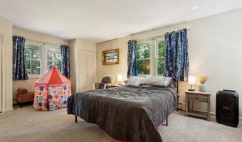 43 E HENRY St, Palmyra, NJ 08065