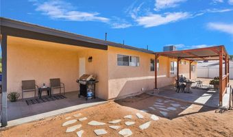 22672 El Centro Rd, Apple Valley, CA 92307
