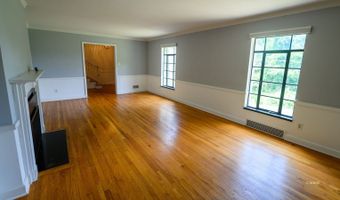 1 Northwood Dr, Athens, OH 45701