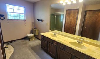 619 W Greenhill Rd, Ashland, KY 41102