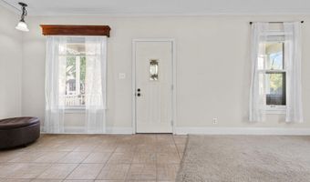 808 E HANCOCK St, Appleton, WI 54911