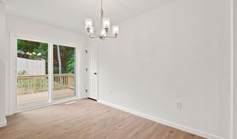 28 Cottage Pl, Ashland, NH 03217