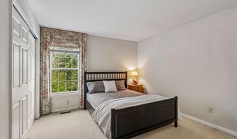 1044 GLENDEVON Dr, Ambler, PA 19002