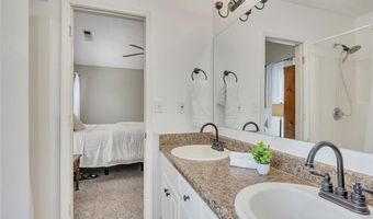 13 Oak Grove Ln NW, Adairsville, GA 30103
