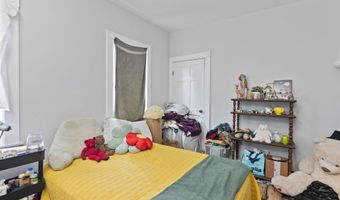 311-315 N Winooski Ave, Burlington, VT 05401