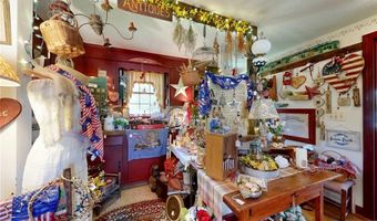 1503 Putnam Pike, Glocester, RI 02814