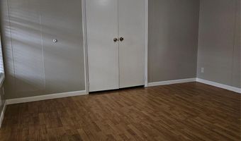 656 Water St, Bakersville, NC 28705