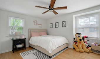 1615 S Kaspar Ave, Arlington Heights, IL 60005