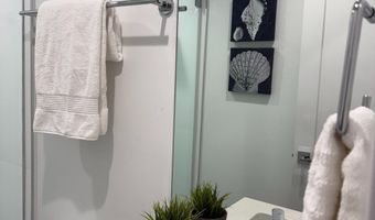 4 R St NW 4, Washington, DC 20001