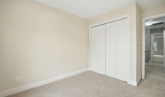 2134 S LOWELL St, Arlington, VA 22204