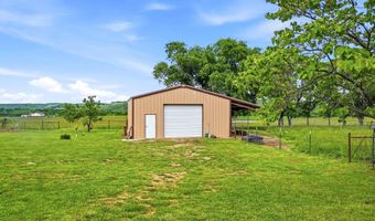 11830 Farm Road 1195, Aurora, MO 65605